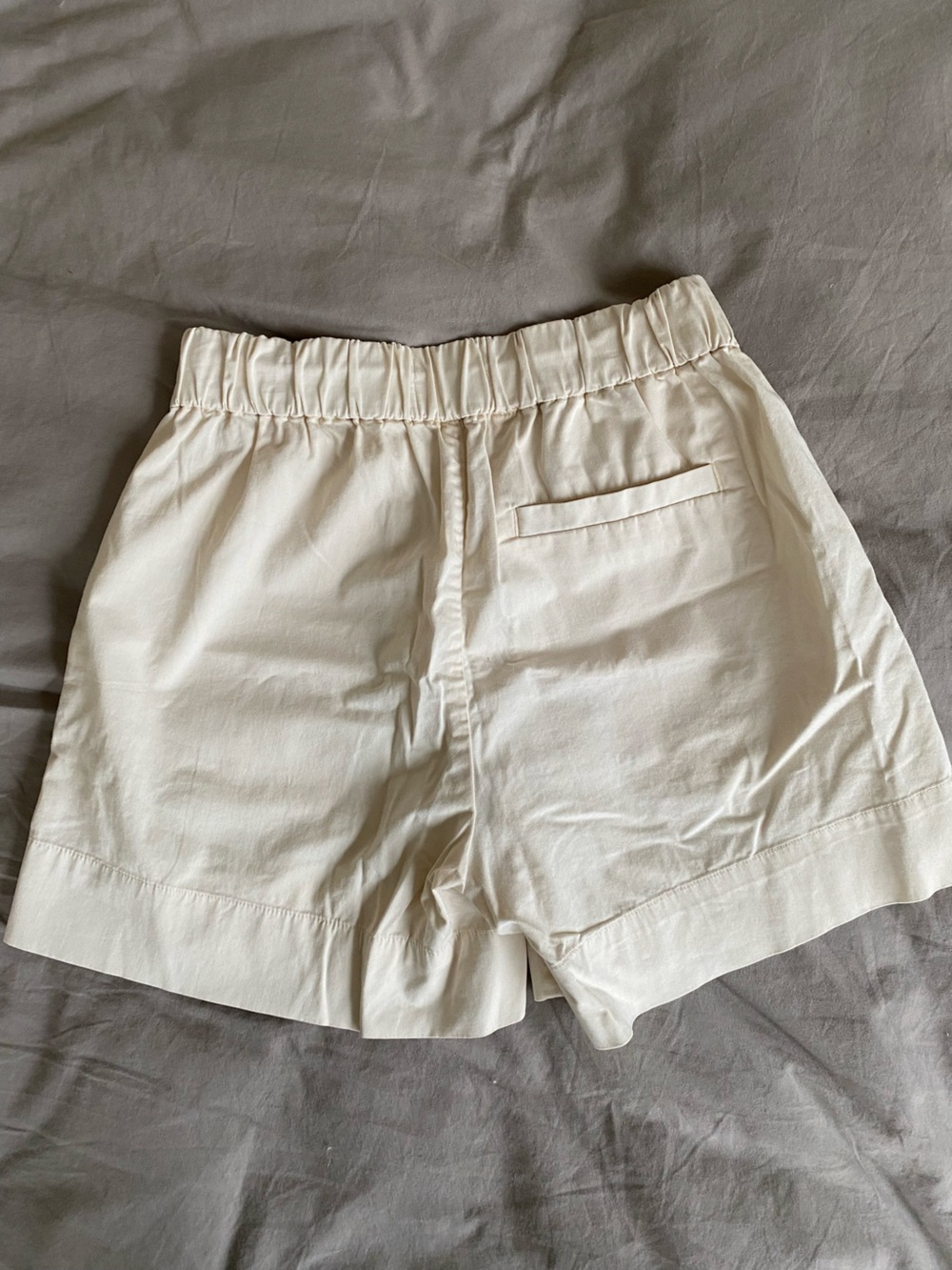 Everlane easy shorts - Picture 3 of 4